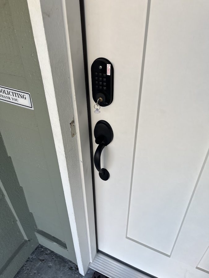 Tracy Passerelle review photo – new front door, flooring and reglazed bathtub